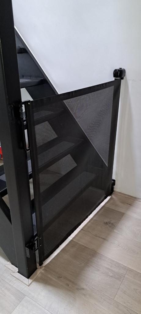 Cabino oprolbaar traphekje zwart 130x80 cm, Ophalen, Overige materialen, Oprolhekje, Zo goed als nieuw
