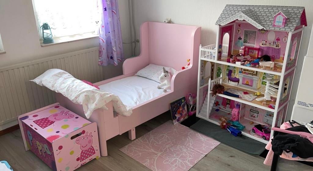 IKEA meegroeibed, roze, inclusief matras, Kinderen en Baby's, Kinderkamer | Bedden, Ophalen, Gebruikt, 70 tot 85 cm, Lattenbodem
