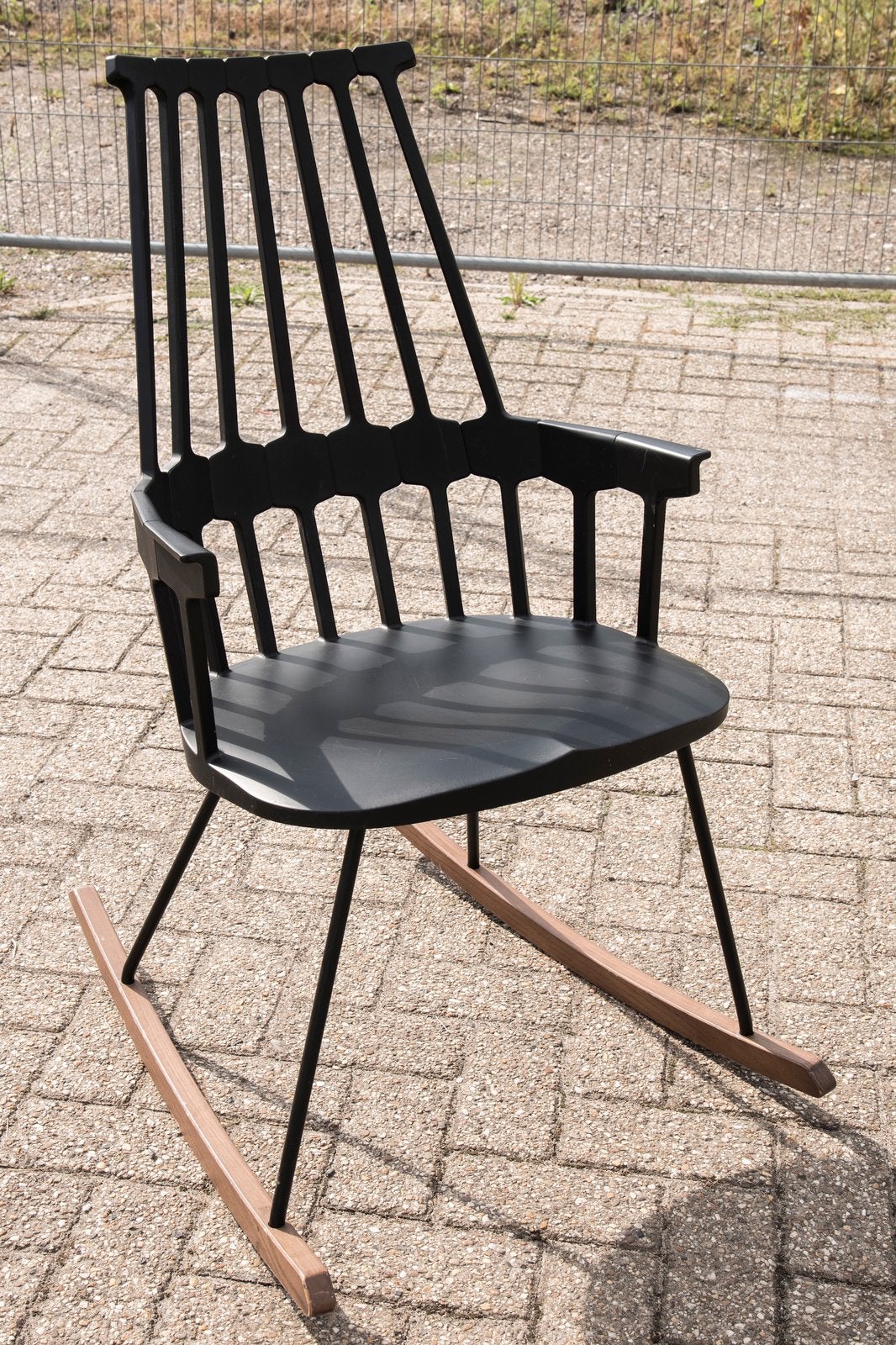 Kartell Comback schommelstoel, Ophalen, Kunststof, Gebruikt, Zwart