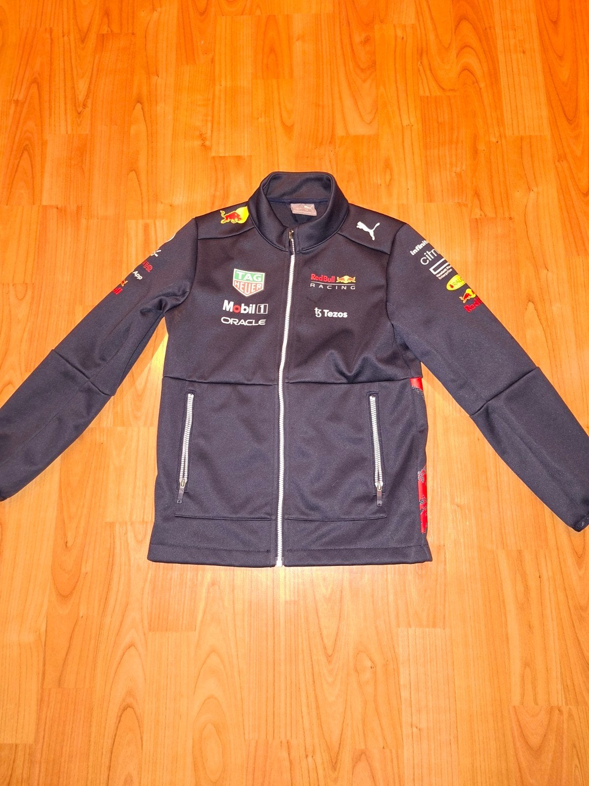 Red Bull Racing Max Verstappen Vest/Jas Maat 128 (valt groot, Trui of Vest, Red Bull Racing, Ophalen of Verzenden, Zo goed als nieuw