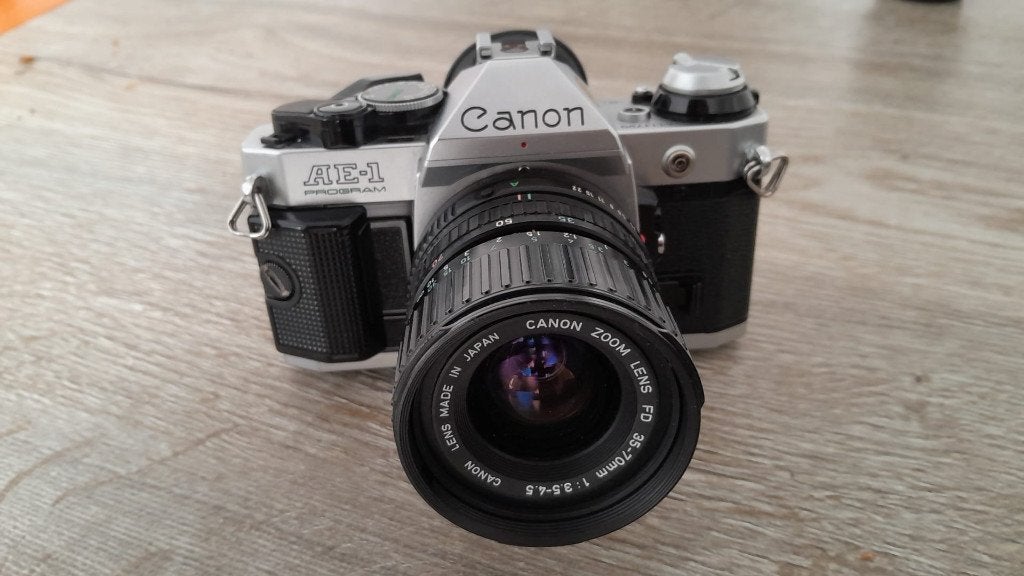 Complete Canon AE-1 Program set (Getest) + Vivitar lens, Ophalen of Verzenden, Spiegelreflex, Canon