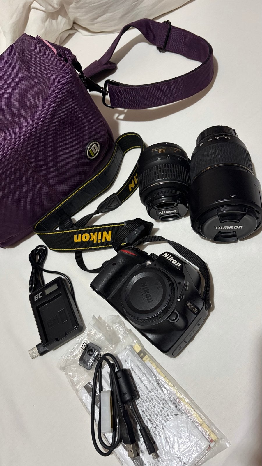 Nikon D3200 Spiegelreflexcamera met 2 lenzen en tas, Spiegelreflex, Beeldstabilisatie, Ophalen of Verzenden, Zo goed als nieuw