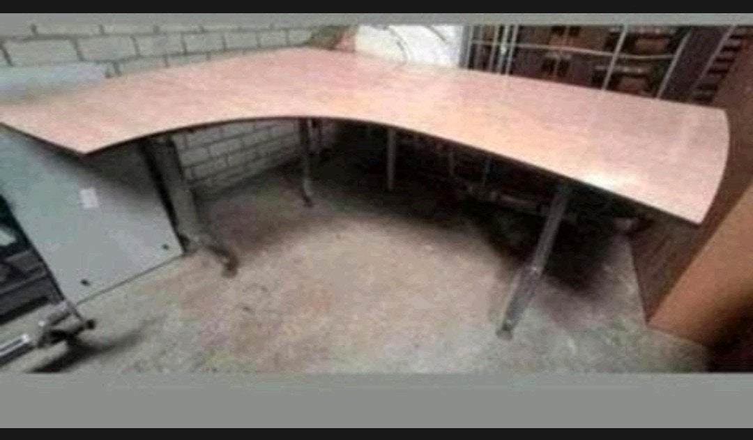 Mooi essen trespa bureaublad 180x140/84 cm, Ophalen, Gebruikt, Hout, Overige typen