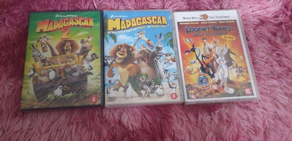 Te koop dvds nieuw nog in seal Madagascar 1&2 en Looney tune, Cd's en Dvd's, Europees, Animatie, Alle leeftijden, Nederlands