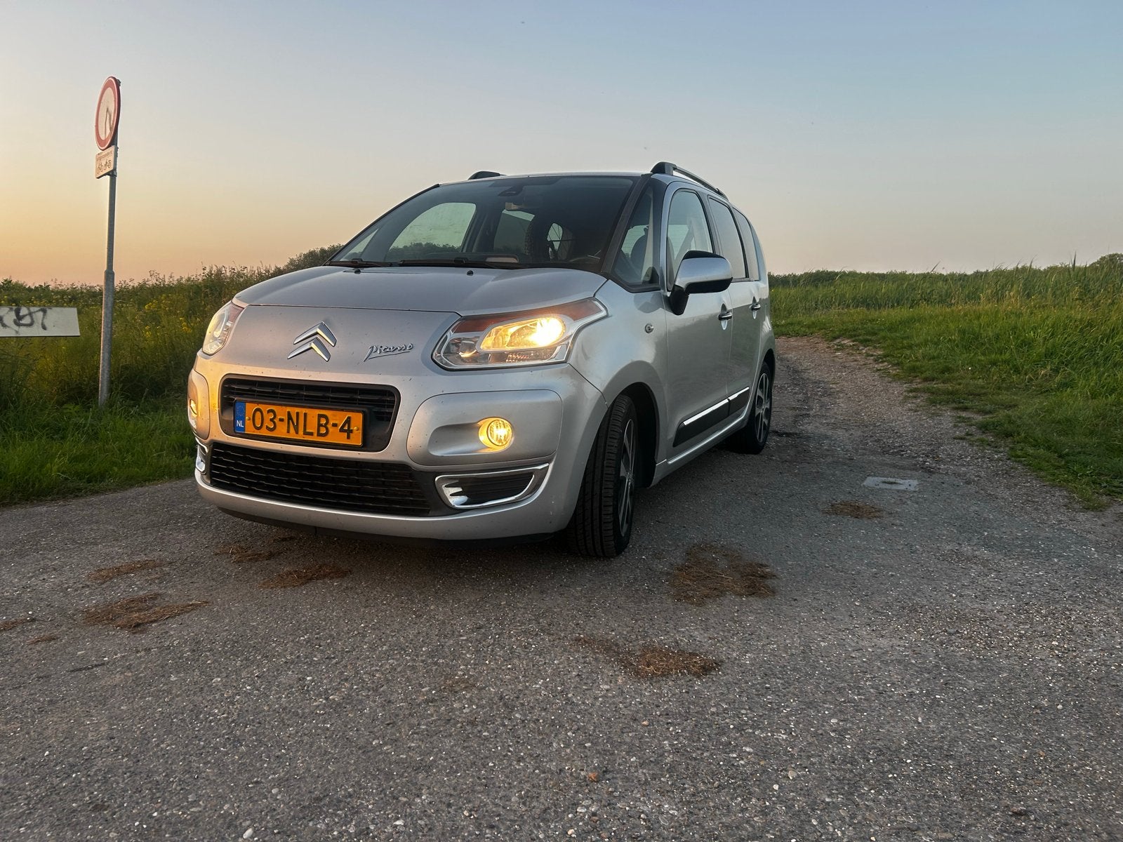Citroen c3 piccaso cruise airco 1.6 vti nap, Auto's, Voorwielaandrijving, Zwart, Handgeschakeld, Particulier
