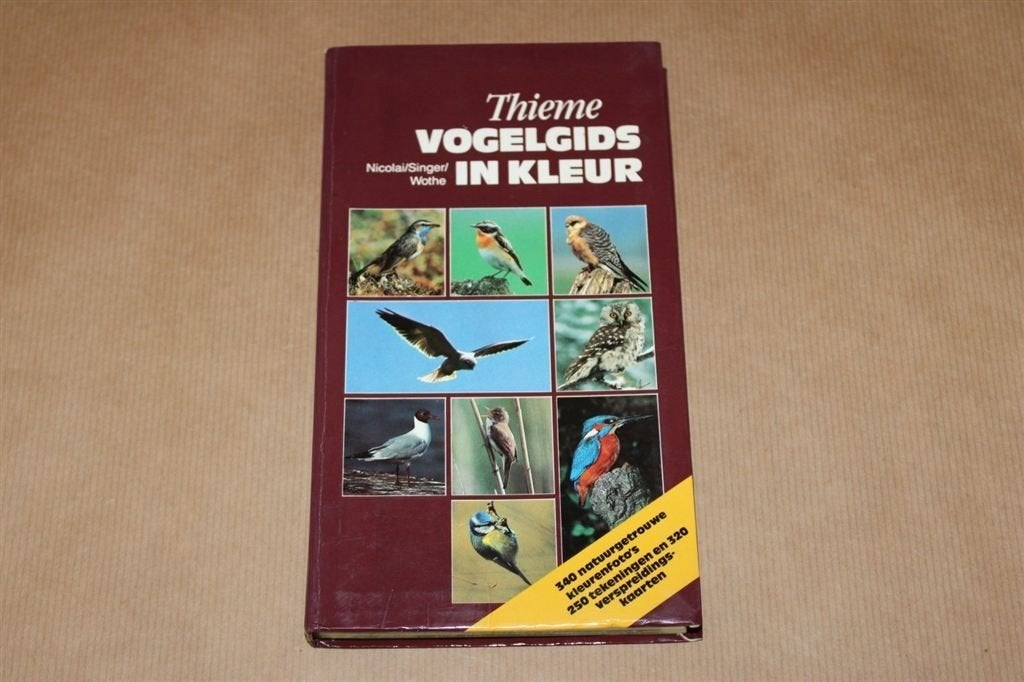 Thieme vogelgids in kleur., Ophalen of Verzenden, Gelezen