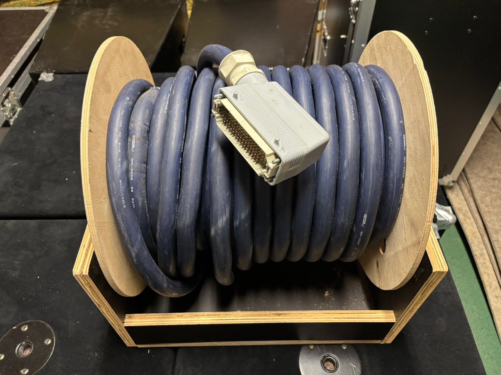 Multikabel 32 kanalen op haspel, met Harting 108 connector, Ophalen, Gebruikt, Apparatuur