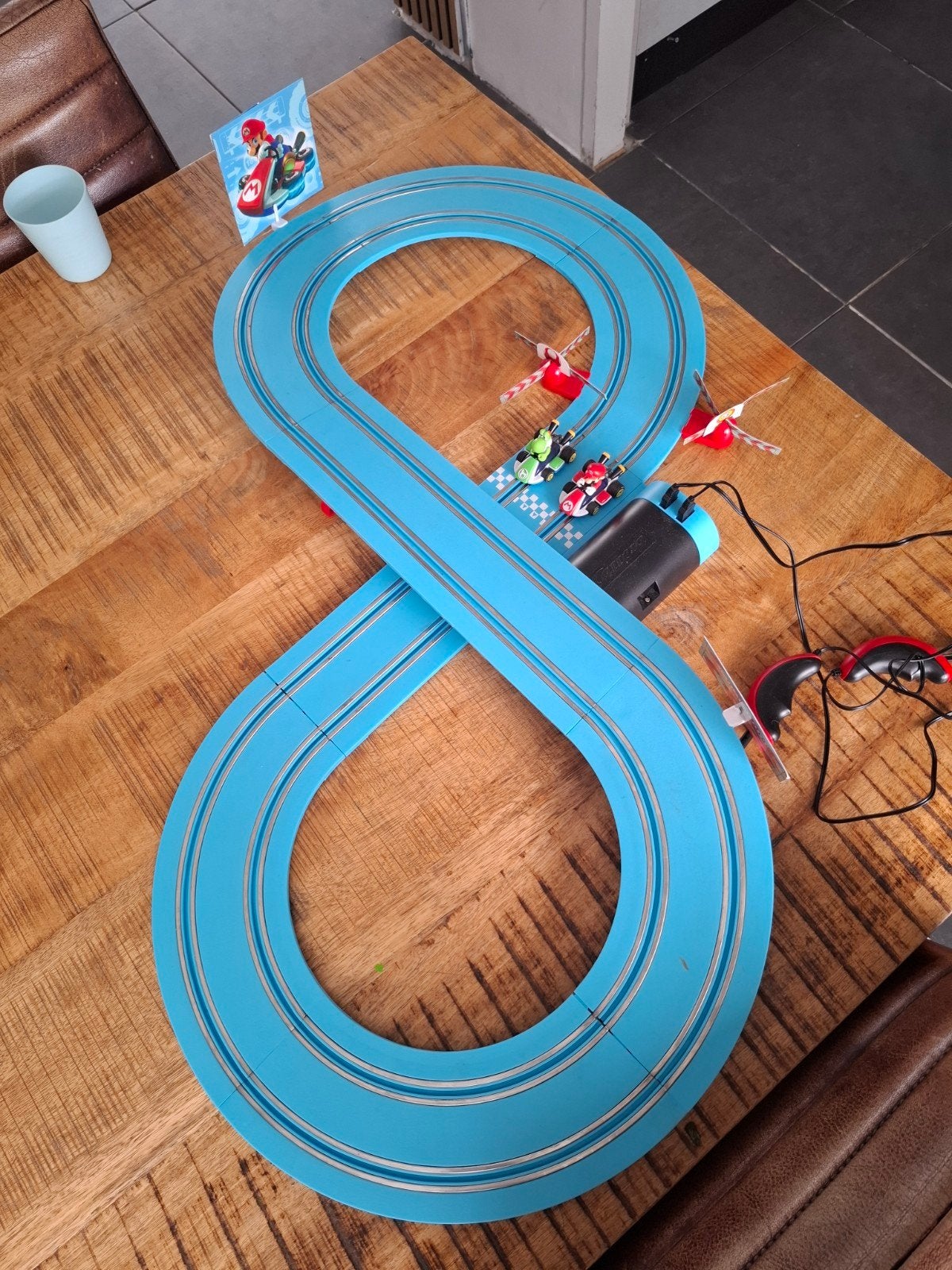 Carrera Racebaan Mario Kart 8 met Mario en Yoshi, Ophalen, Zo goed als nieuw, Elektrisch, Carrera