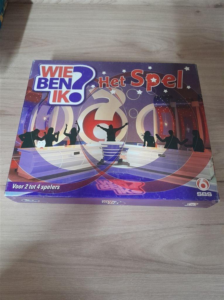 wie ben ik het spel - s4650, Hobby en Vrije tijd, Gezelschapsspellen | Bordspellen, Verzenden, Zo goed als nieuw