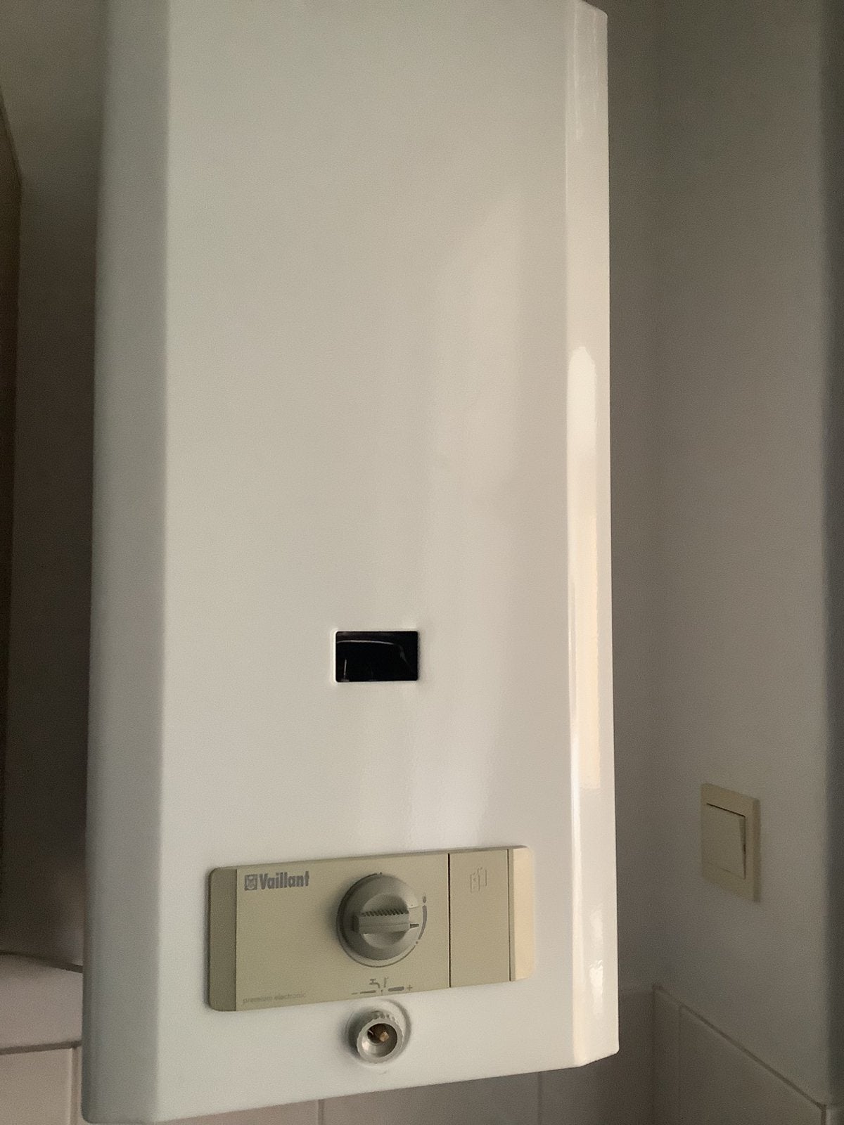 Badgeiser Vaillant Aardgas Elektronische ontsteking!, Ophalen, Gebruikt, Aardgas, Geiser