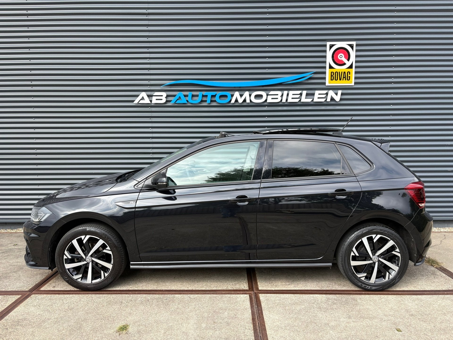 Foto 2 van Volkswagen Polo 1.0 TSI Comfortline PANORAMA DAK/ LED XENON/