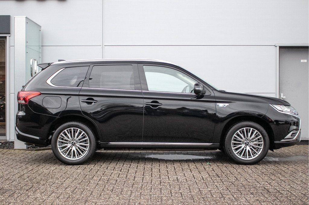 Mitsubishi Outlander 2.4 PHEV Intense | Apple carplay/Androi, Auto's, Mitsubishi, 12 maanden, 4 cilinders, Origineel Nederlands
