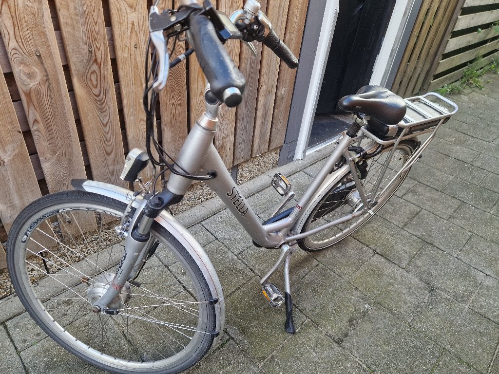 Stella fiets, Zo goed als nieuw, 51 tot 55 cm, 30 tot 50 km per accu, Ophalen