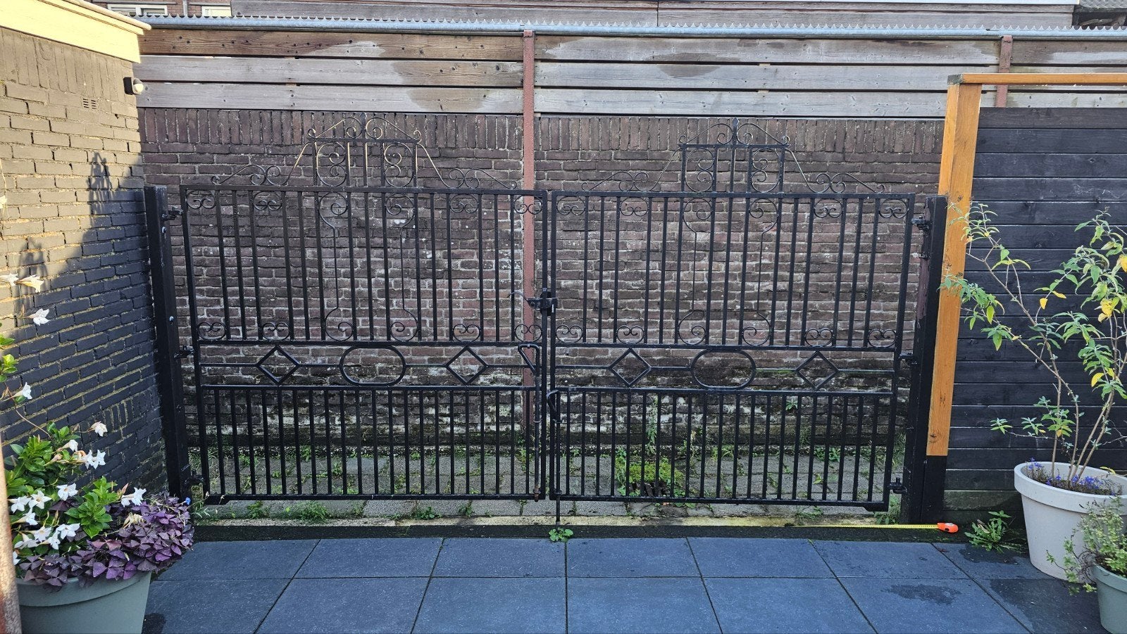 Klassieke dubbele smeedijzeren tuinpoort | Engelse stijl, Ophalen, Met poort, Gebruikt, Sierhekwerk