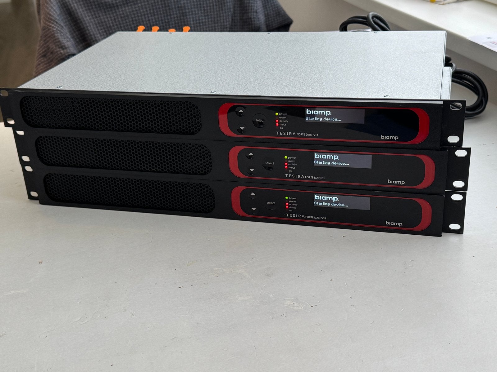 Biamp Tesira Forte DAN VT4 en CI Audio Processor Set, Audio, Tv en Foto, Professionele Audio-, Tv- en Video-apparatuur, Ophalen of Verzenden