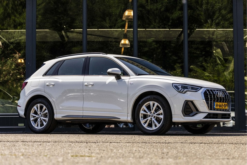 Audi Q3 35 TFSI Pro Line S (bj 2020, automaat), Auto's, Euro 6, 4 cilinders, 1505 kg, Wit