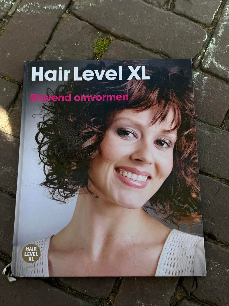 Hair Level XL boeken - 4 stuks, Ophalen, Gelezen, MBO