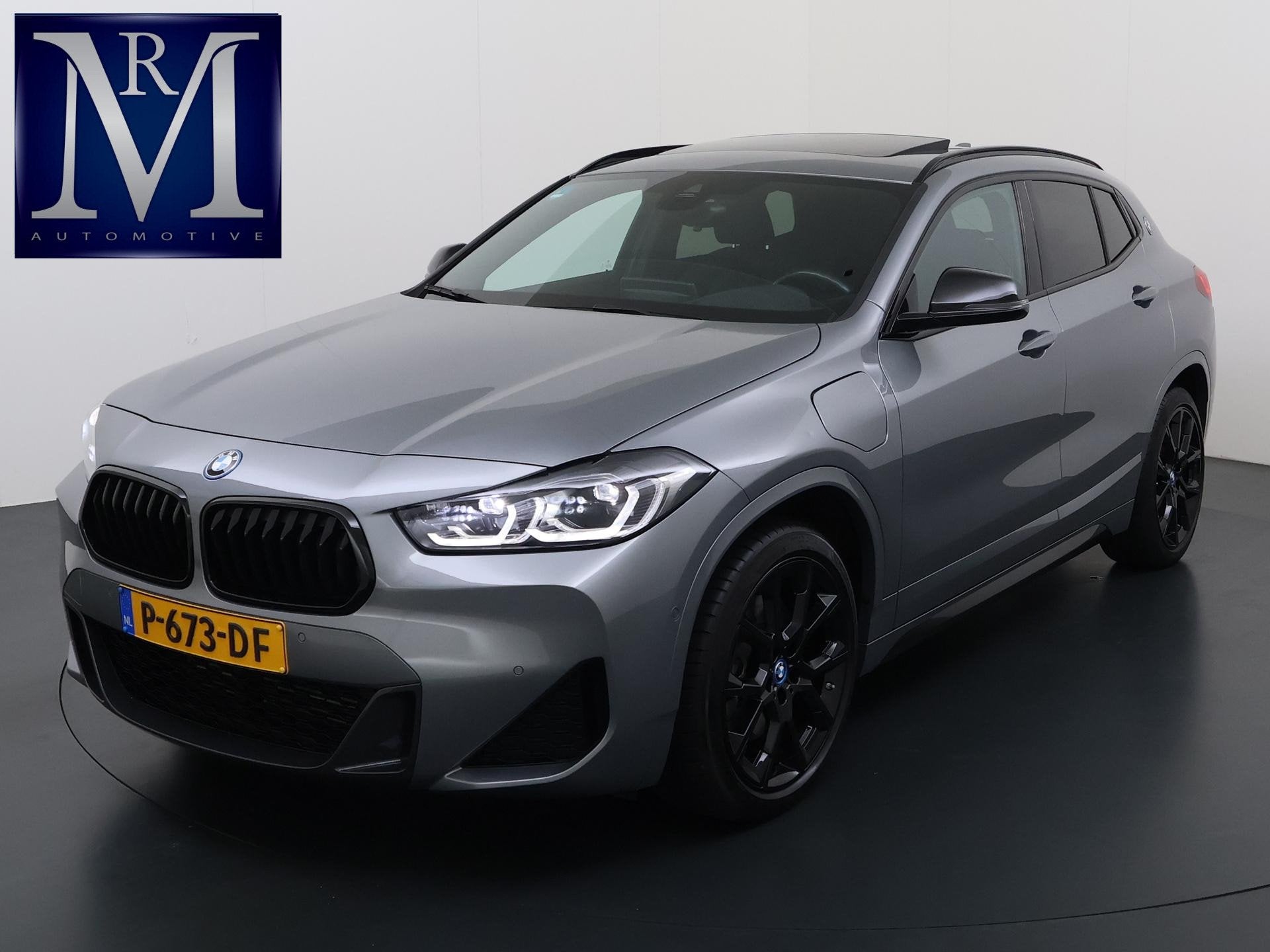 BMW X2 xDrive25e M SPORT Business Edition Plus BOMVOL | PHEV, Auto's, BMW, Automaat, X2, Gebruikt, Automatische klimaatregeling