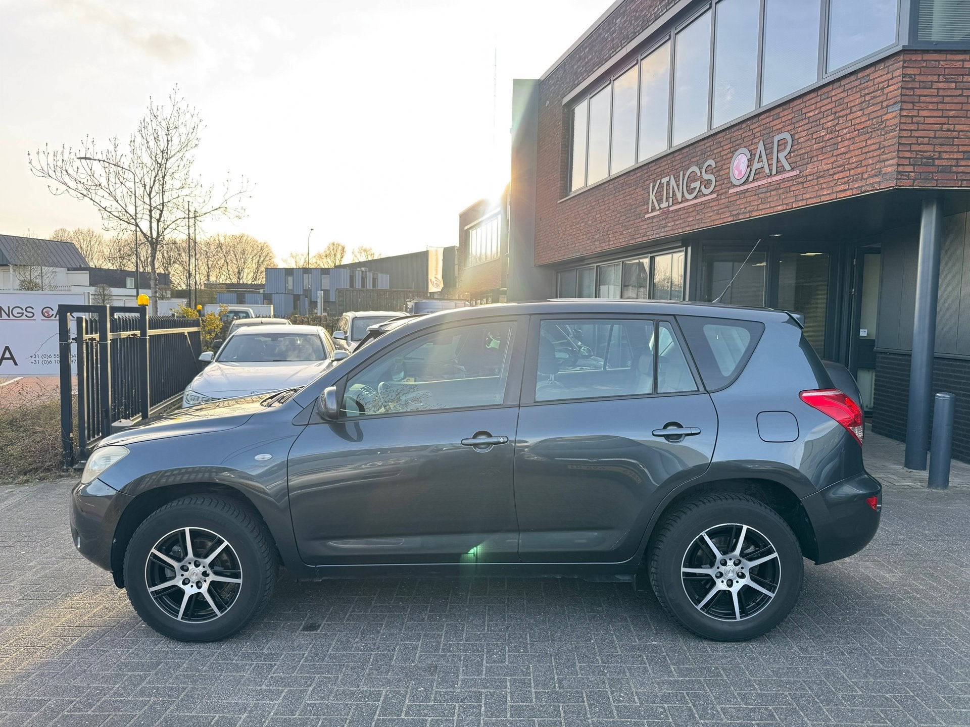 Toyota RAV4 2.0 VVTi Sol 4X4 AUTOMAAT CLIMA TREKHAAK CRUISE, Auto's, Automaat, 1998 cc, Gebruikt, 4 cilinders