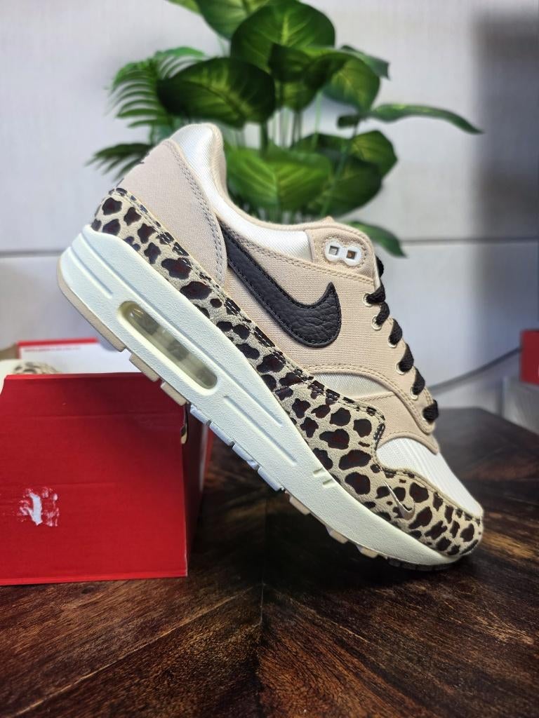 Nike Air Max 1 WMNS 'Leopard' maat 44, Bruin, Nike, Nieuw, Ophalen of Verzenden