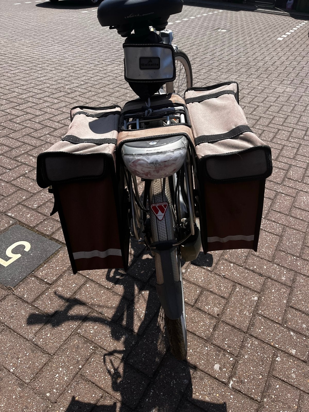 Gazelle Davos herenfiets met Fietstassen, Fietsen en Brommers, Fietsen | Dames | Damesfietsen, Ophalen, Velgrem, Versnellingen