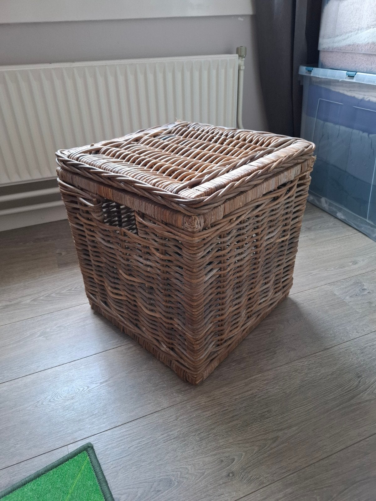 Rieten opbergmand met deksel - 40x40x40 cm, Ophalen, Minder dan 50 cm, Gebruikt, Minder dan 50 cm