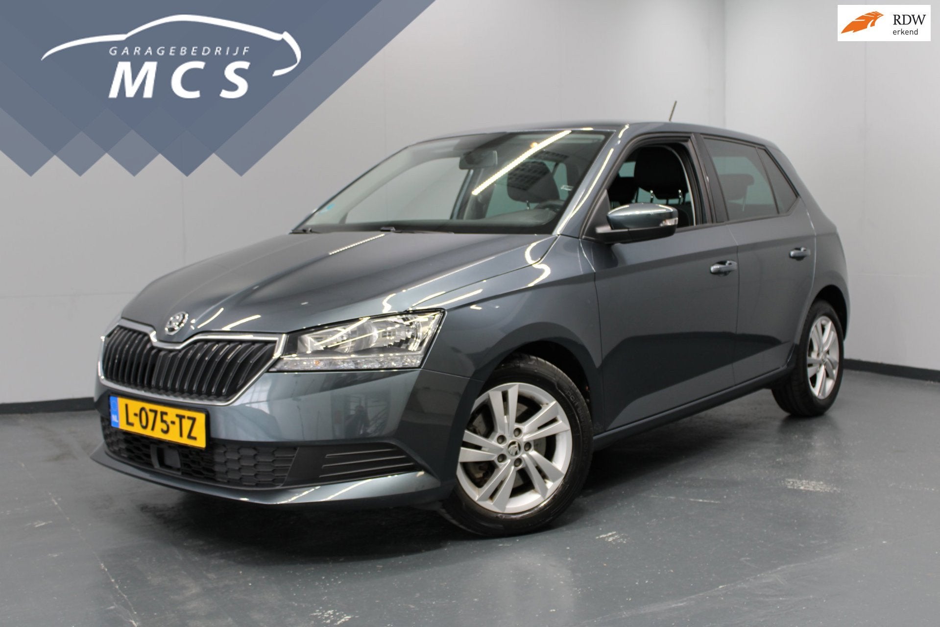 Skoda Fabia Combi 1.0 TSI Ambition / Carplay / Automaat / Ai, Auto's, Stof, Gebruikt, 49 €/maand, Bedrijf