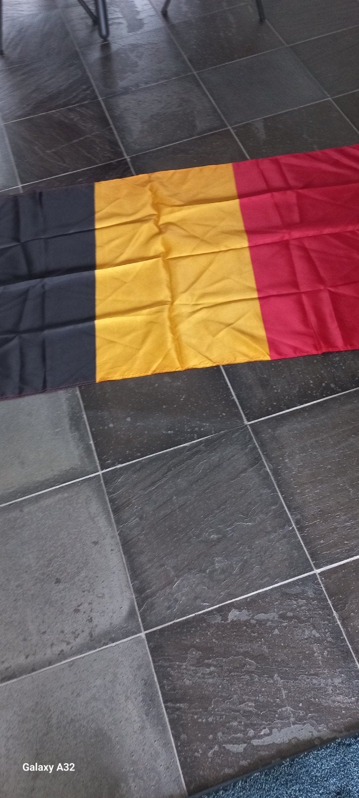 12 x Belgiëvlag, Diversen, Ophalen