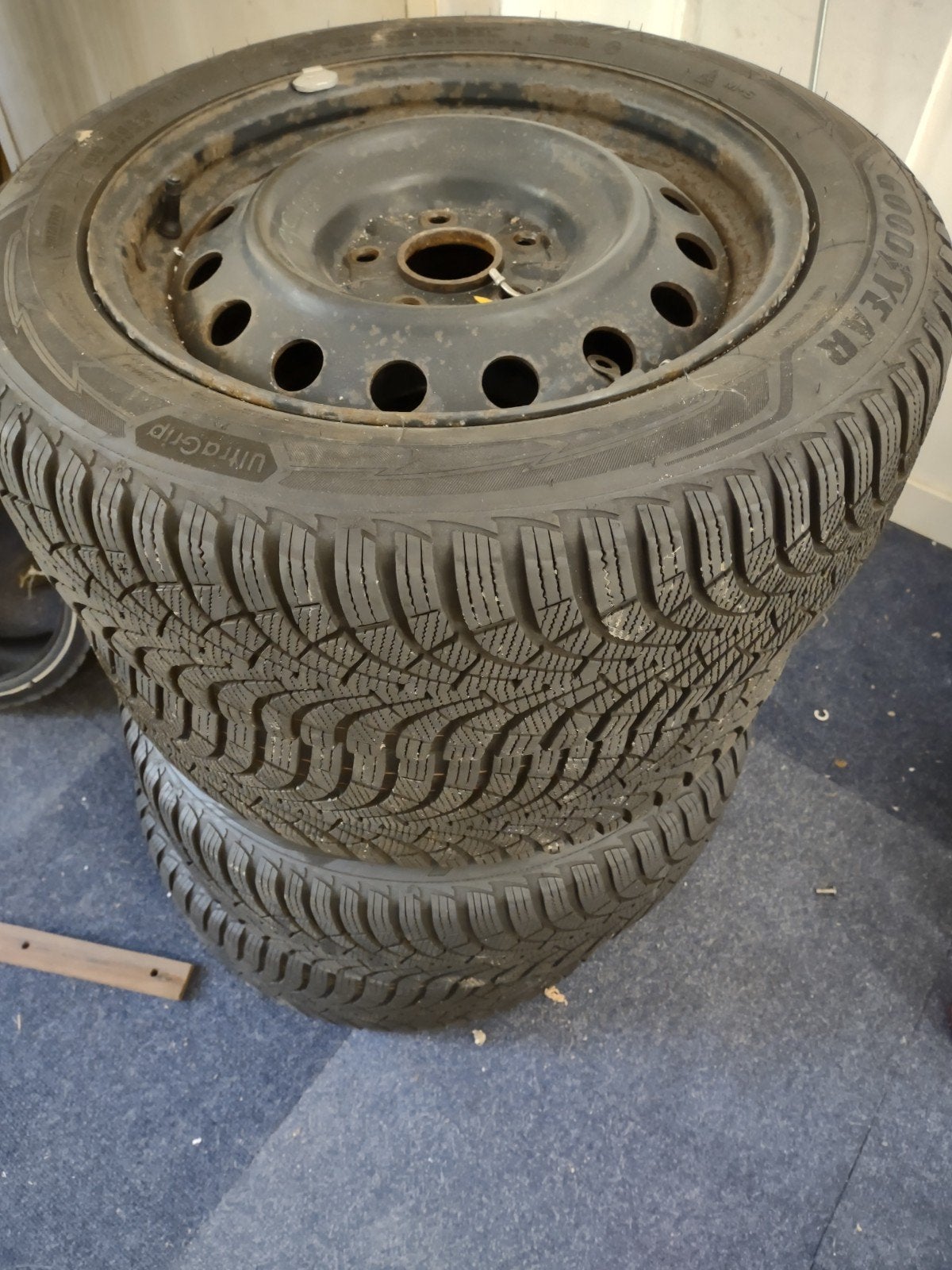 4 winterbanden 205/55r/16, Tuin en Terras, Waterpartijen en Fonteinen, Ophalen, Beton