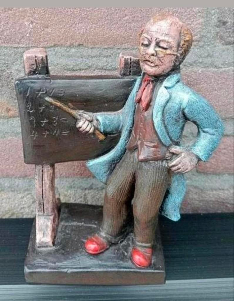 Vintage beeldje leraar met schoolbord - Max Wander, Ophalen, Zo goed als nieuw