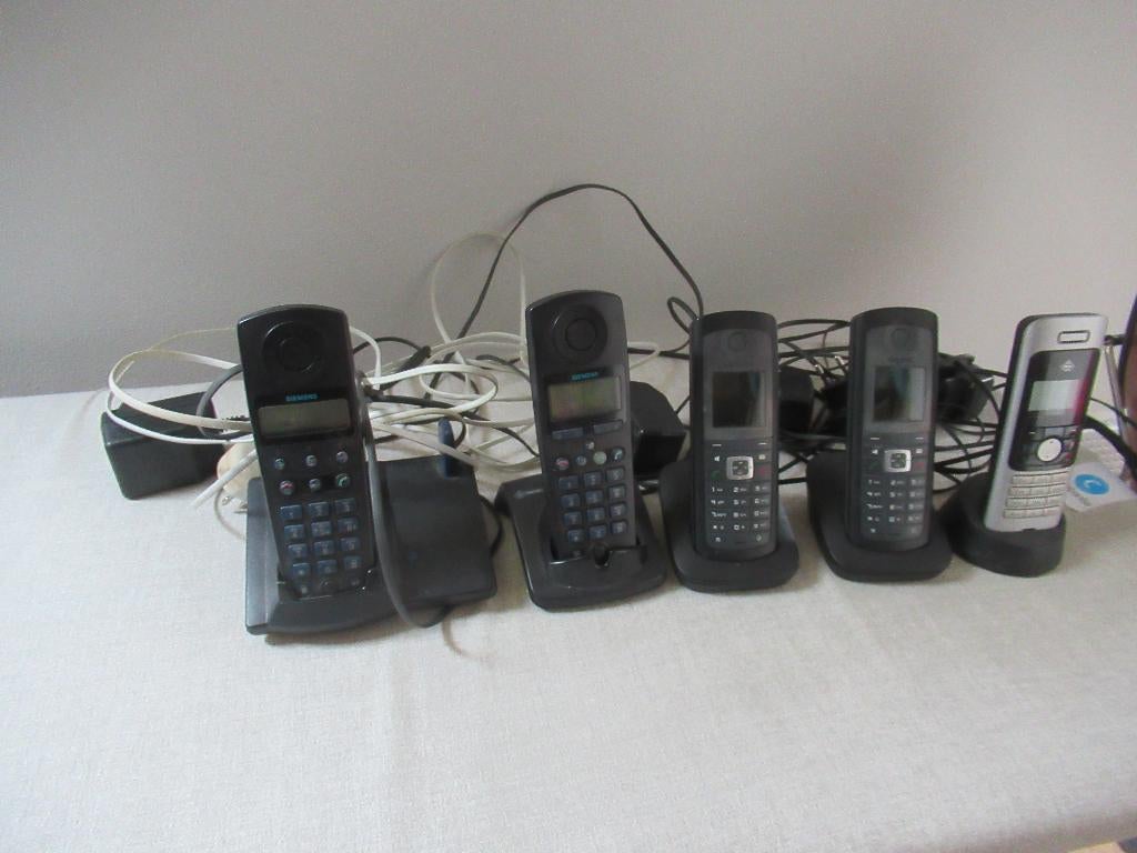 5 oude TELEFOONS (Siemens, KPN), Telecommunicatie, Ophalen of Verzenden, Gebruikt, 4 handsets of meer