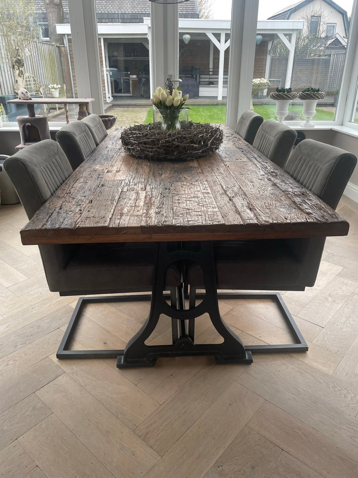 Houten eettafel met Singer onderstel, Ophalen, Gebruikt, 200 cm of meer, Vijf personen of meer