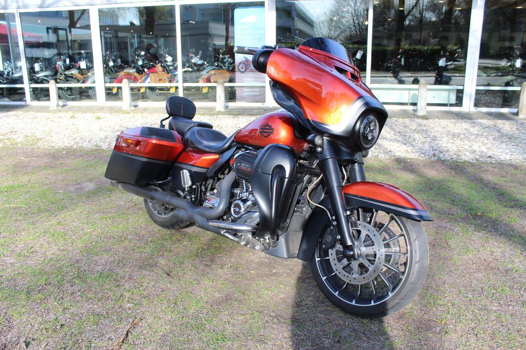 Harley-Davidson Street Glide FLH-X SE Street-Glide CVO, Chopper, Bedrijf, 1923 cc, Meer dan 35 kW