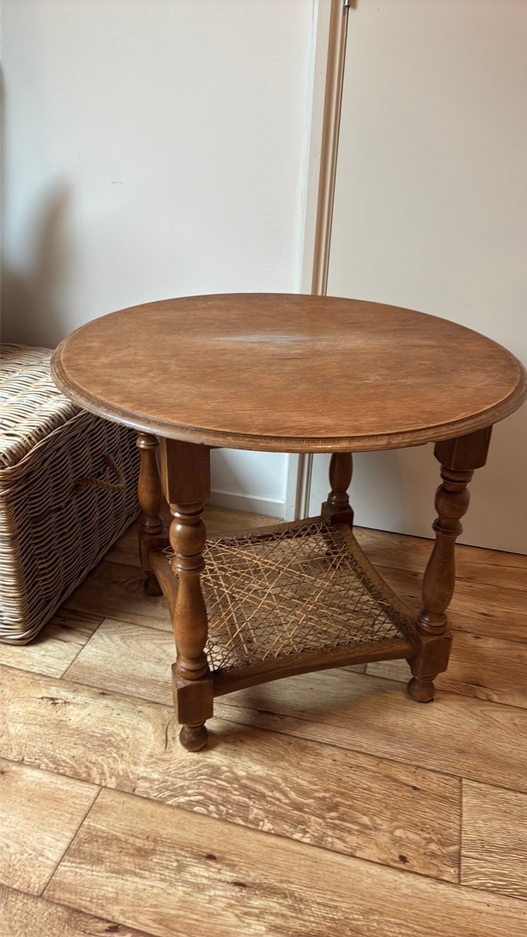 Rond tafeltje oud 60 er jaren? Vintage, Antiek en Kunst, Ophalen