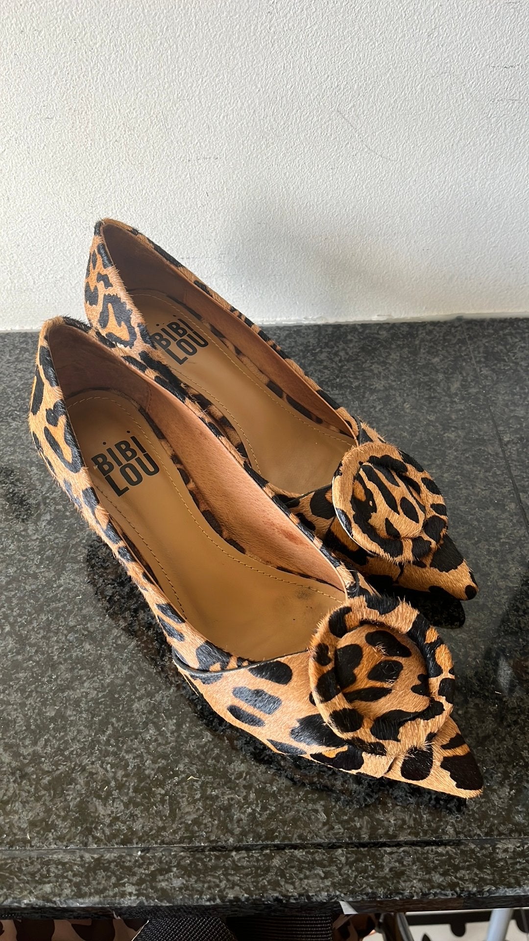 BIBI LOU PUMPS, Kleding | Dames, Verzenden, Zo goed als nieuw, Zwart
