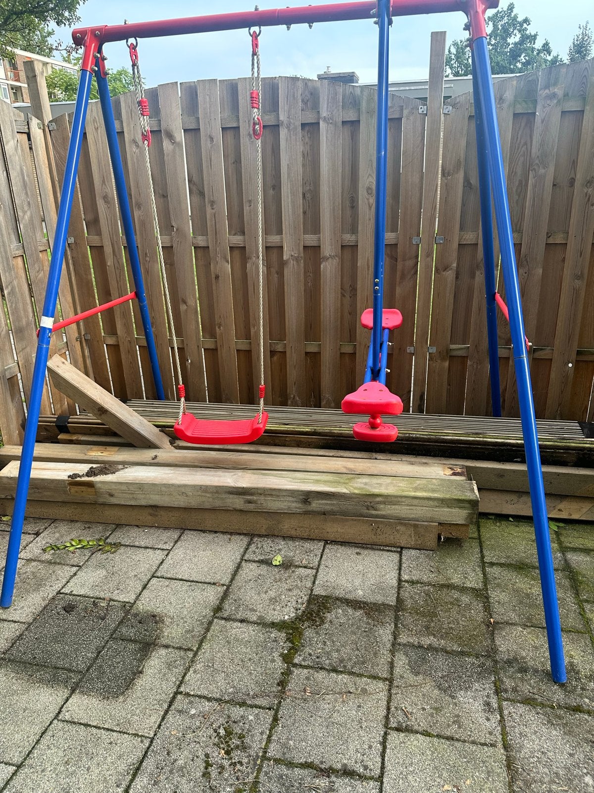 Schommel Blauw/Rood Speeltoestel, Kinderen en Baby's, Speelgoed | Buiten | Speeltoestellen, Ophalen, Gebruikt, Schommel