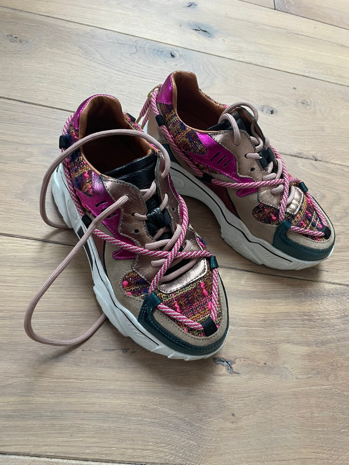Sneakers van het merk DWARS maat 36-37, Ophalen, Roze, Sneakers of Gympen, Zo goed als nieuw