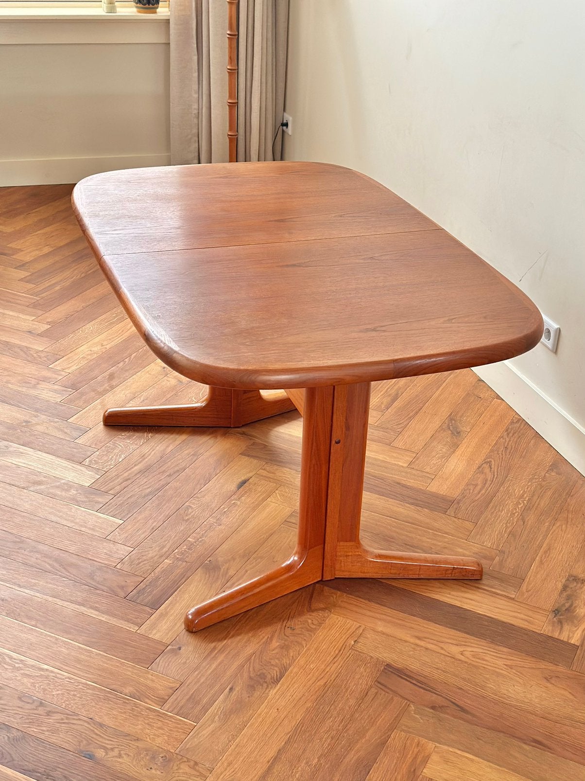 Vintage eetkamertafel deens ovaal teak hout jaren 50/60/70, Ophalen, Gebruikt, Teakhout, 50 tot 100 cm