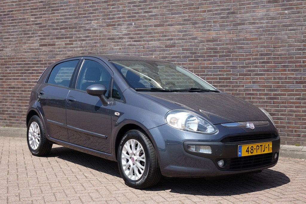 Fiat Punto Evo 1.4-16V Multiair Dynamic Ijskoude airco, navi, Voorwielaandrijving, Euro 5, 4 cilinders, Bedrijf