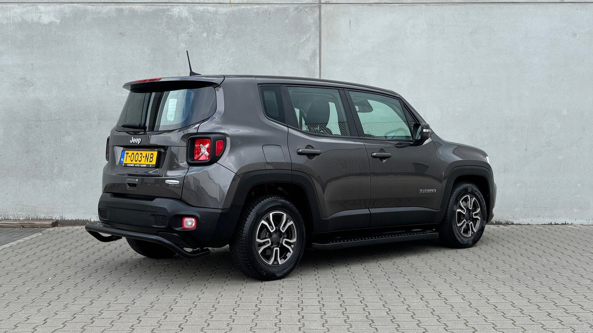 Jeep Renegade 1.3T DDCT Limited Automaat Bull Bar Side steps, Auto's, Jeep, Stof, Gebruikt, 4 cilinders, 150 pk