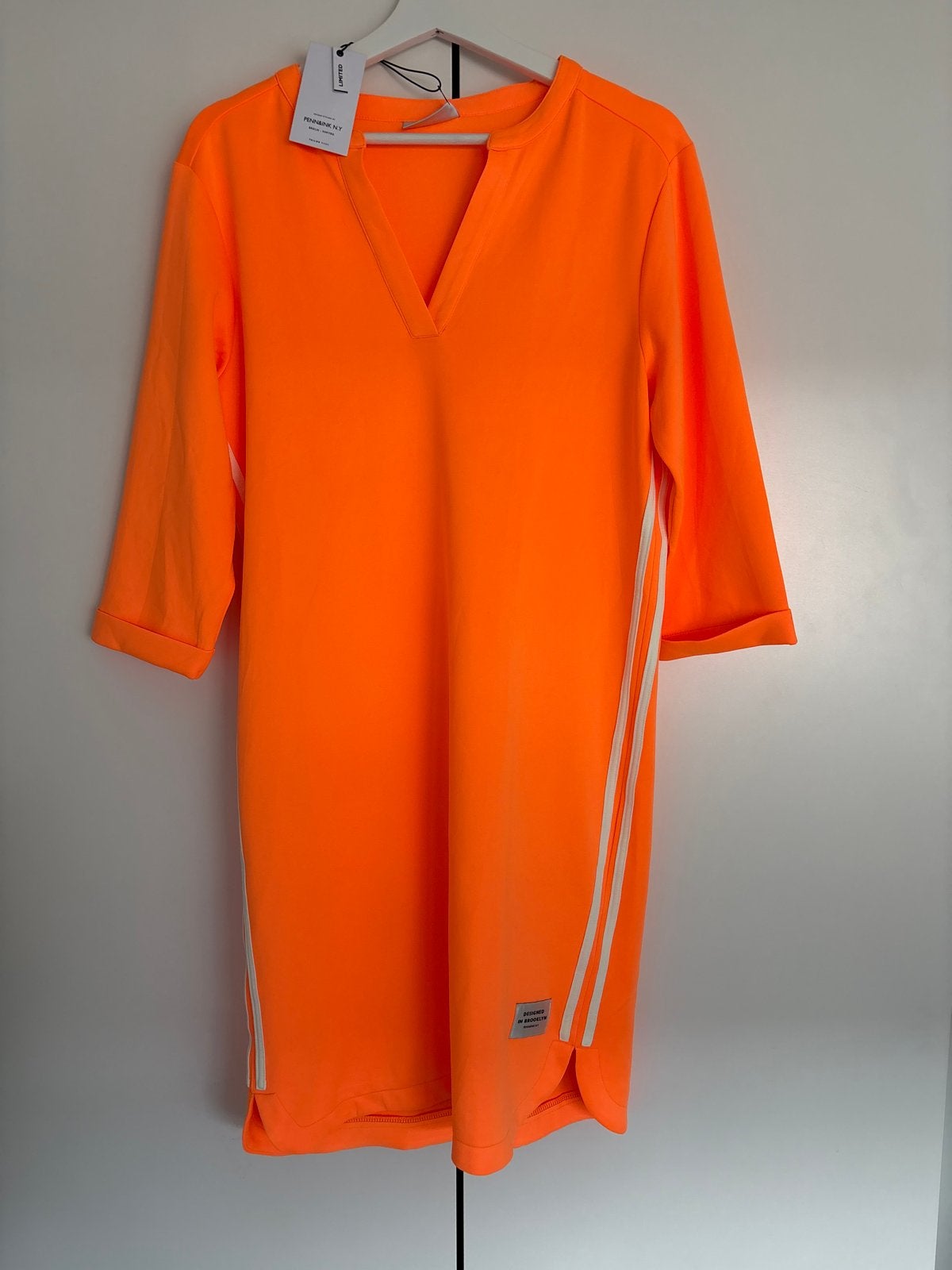 Nieuwe Penn&Ink N.Y. Neon Oranje Jurk Maat M, Maat 38/40 (M), Nieuw, Oranje, Ophalen of Verzenden