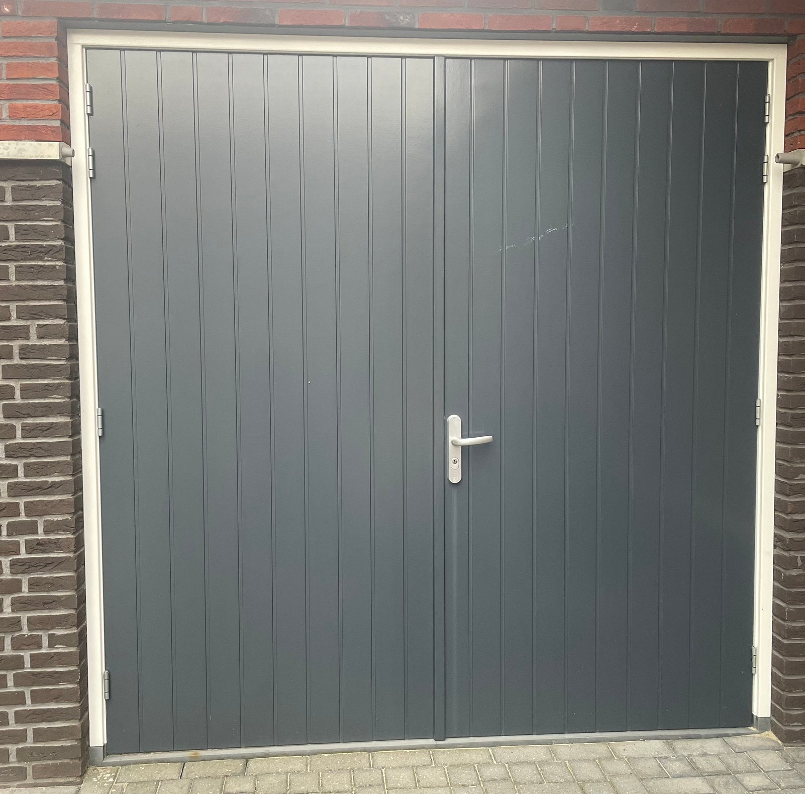 Garagedeuren, Doe-het-zelf en Verbouw, Ophalen, Gebruikt, Hout, Garagedeur