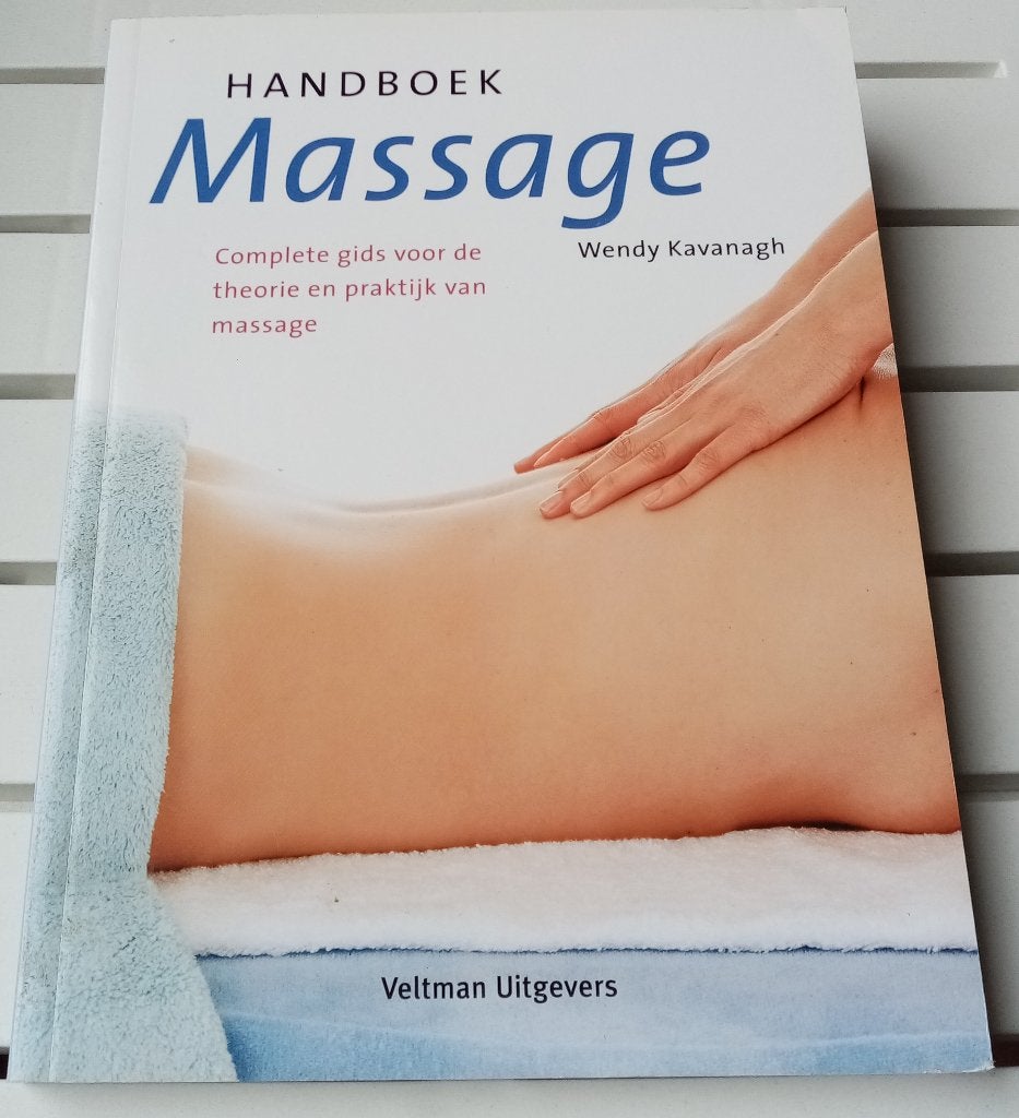 HANDBOEK MASSAGE. Complete gids voor theorie en praktijk, Boeken, Gelezen, Wendy Kavanagh, Overige typen, Ophalen of Verzenden