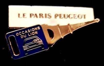 Le Paris Peugeot pin-wit blauw emaille, Verzenden, Nieuw, Transport, Speldje of Pin