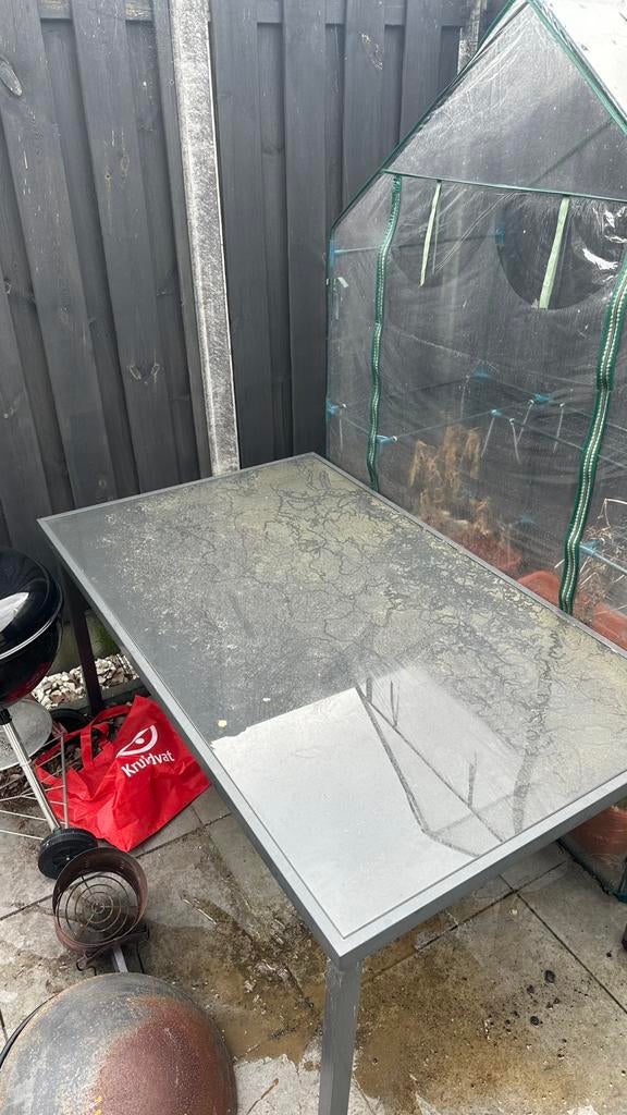 FREE: Glass Garden / Patio Table, Ophalen, Gebruikt, Hout, Overige typen