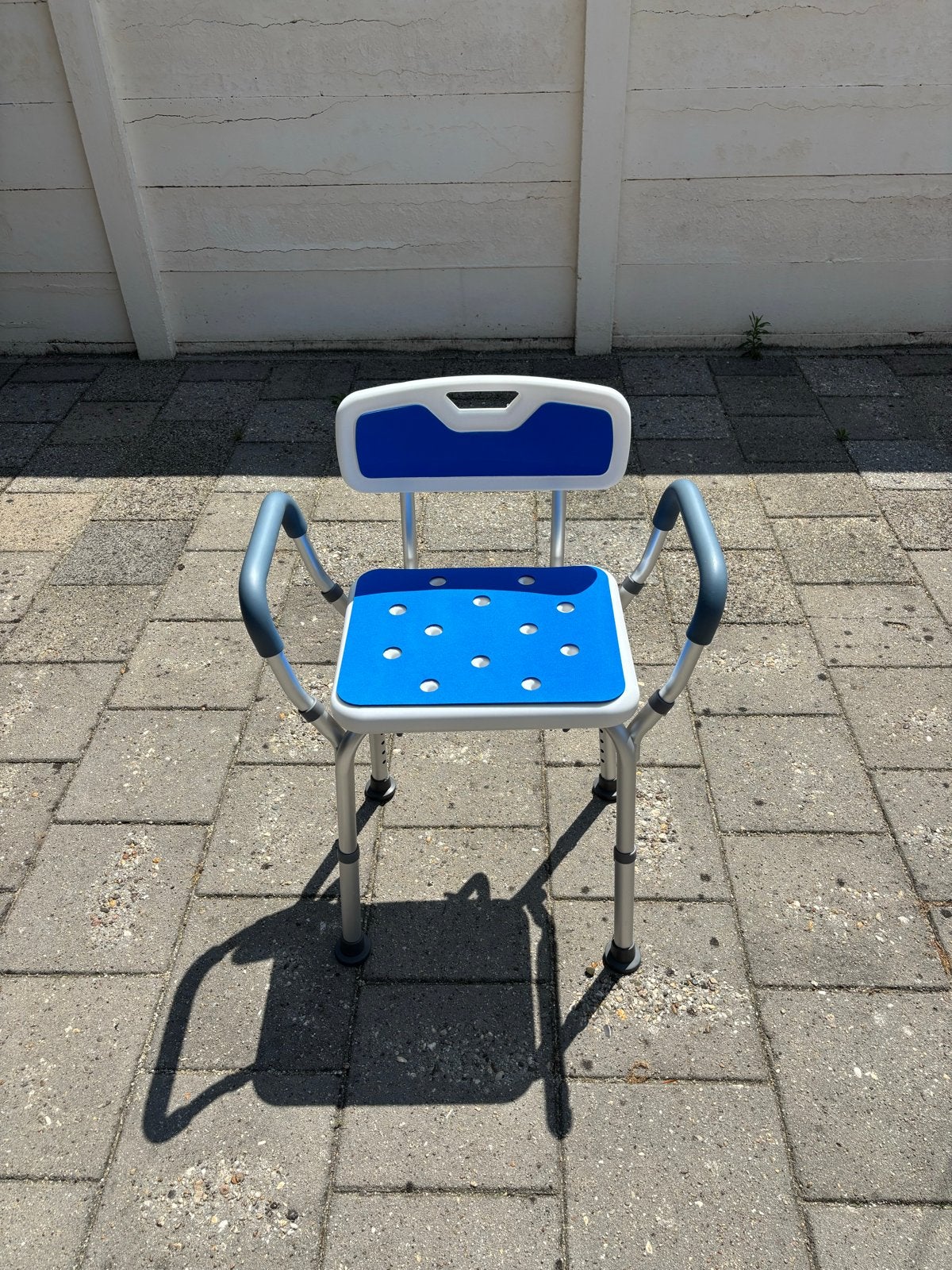 Douchestoel, Ophalen