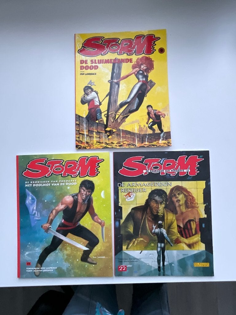 Storm nr 9.11.22, Meerdere stripboeken, Ophalen, Zo goed als nieuw