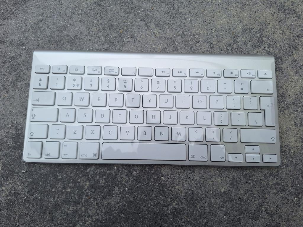 Apple toetsenbord a1314 - Nieuw, Computers en Software, Toetsenborden, Ophalen of Verzenden, Nieuw, Apple Magic Keyboard