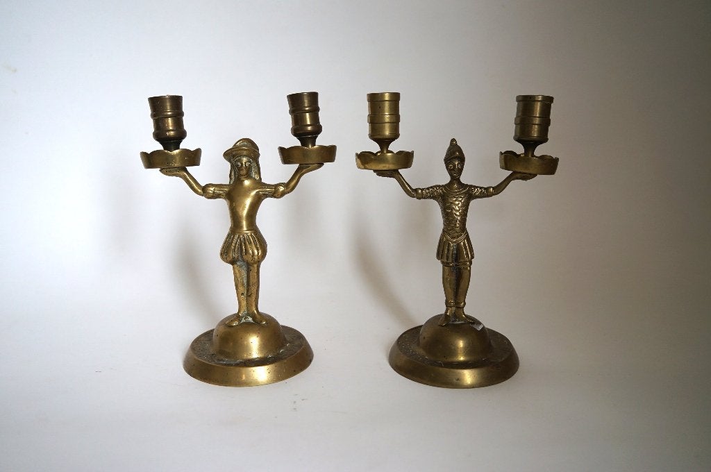 vintage messing 2x kandelaar naar antiek model ridder page, Antiek en Kunst, Antiek | Kandelaars, Ophalen of Verzenden, Koper of Brons
