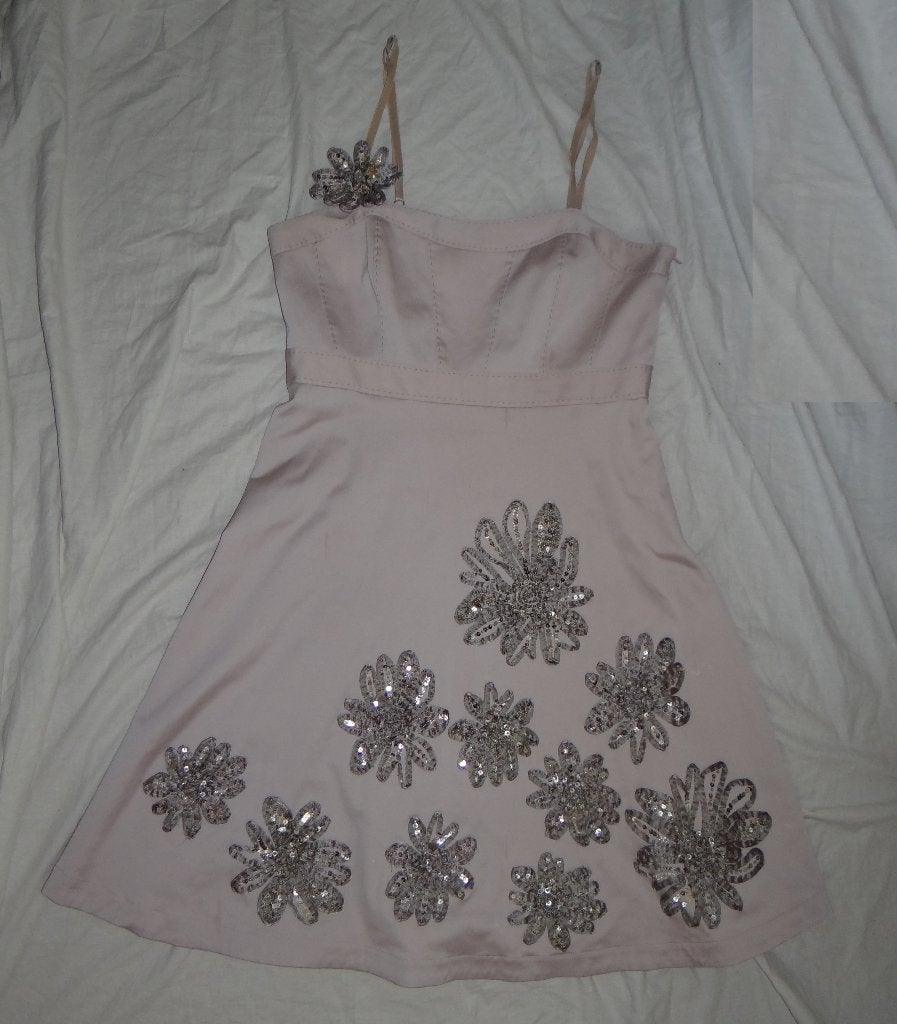 Mooie licht lila/zilver gebloemde Steps jurk, Kleding | Dames, Overige kleuren, Maat 42/44 (L), Ophalen of Verzenden, Knielengte
